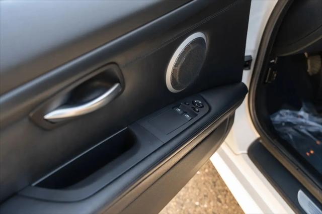 2011 BMW M3 Standard