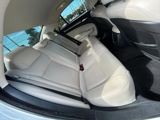 2018 Chrysler 300 Limited