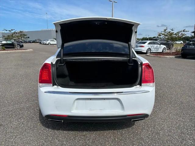 2018 Chrysler 300 Limited