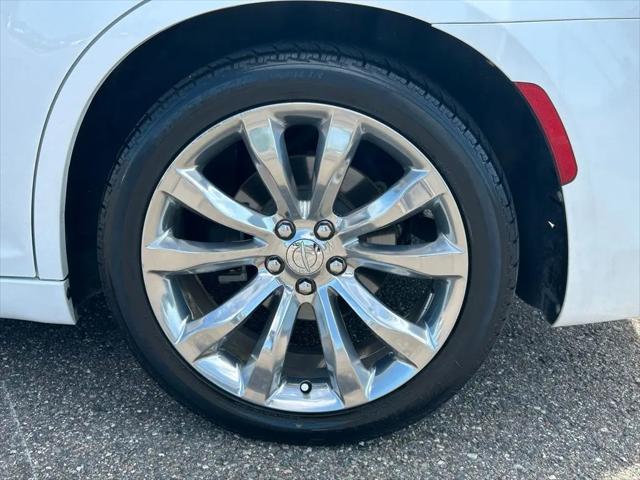 2018 Chrysler 300 Limited