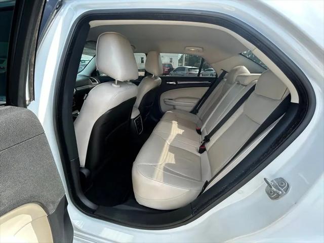 2018 Chrysler 300 Limited