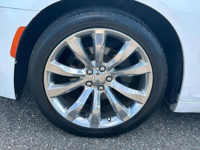 2018 Chrysler 300 Limited