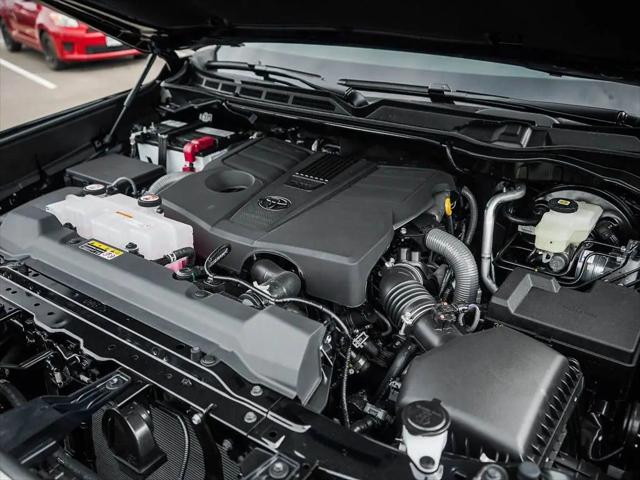 2026 Toyota Tundra Limited CrewMax 5.5' Bed