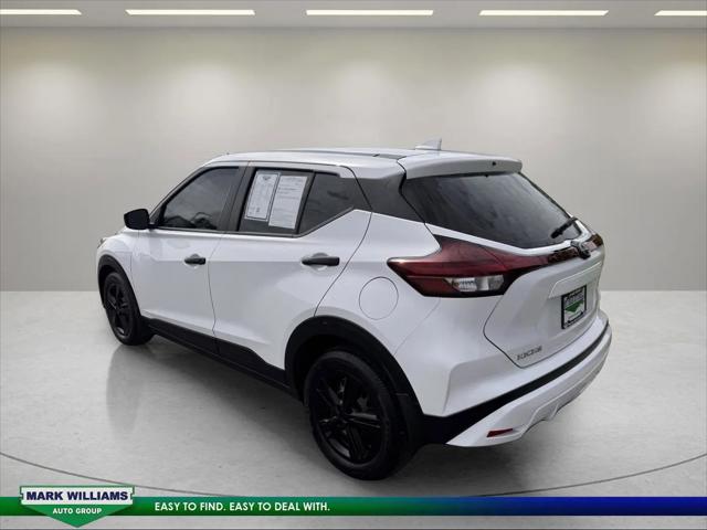 2024 Nissan Kicks S Xtronic CVT