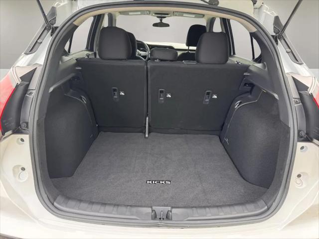 2024 Nissan Kicks S Xtronic CVT