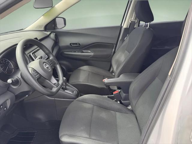 2024 Nissan Kicks S Xtronic CVT