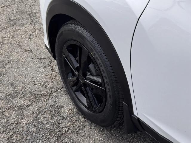 2024 Nissan Kicks S Xtronic CVT