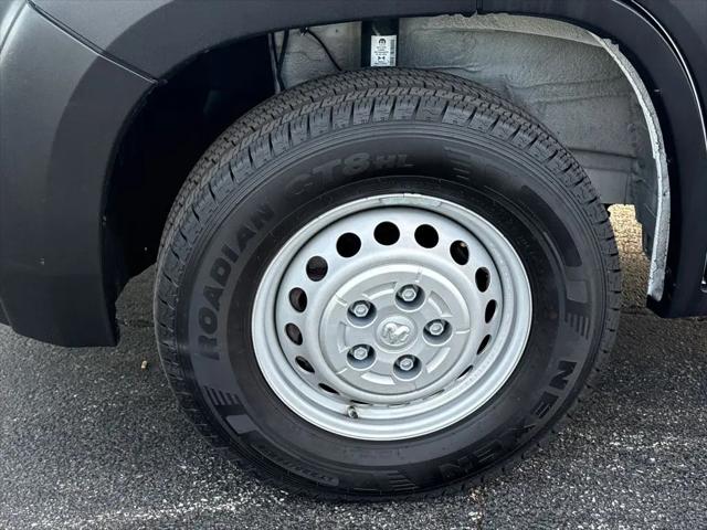 2025 Ram ProMaster Cargo Van Tradesman Low Roof 136" WB w/Pass Seat