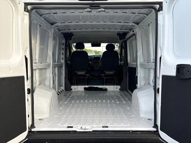 2025 Ram ProMaster Cargo Van Tradesman Low Roof 136" WB w/Pass Seat