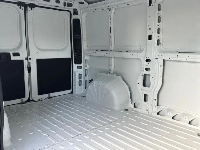 2025 Ram ProMaster Cargo Van Tradesman Low Roof 136" WB w/Pass Seat