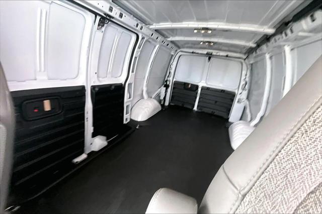 2026 GMC Savana Cargo 2500 Regular Wheelbase, Work Van, RWD
