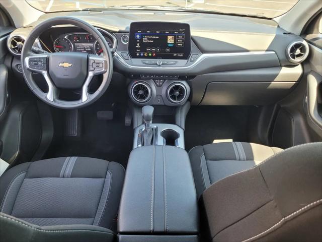 2025 Chevrolet Blazer AWD 2LT