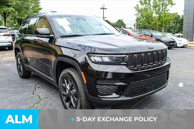 2025 Jeep Grand Cherokee Altitude 4x4