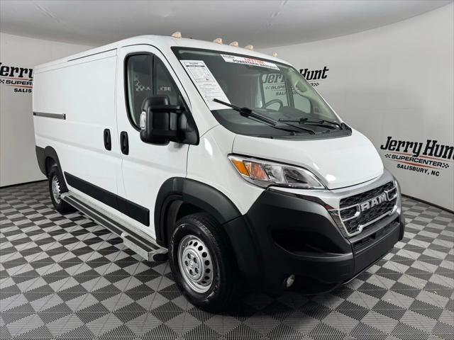 2025 Ram ProMaster 2500 Cargo Van Tradesman Low Roof 136" WB w/Pass Seat