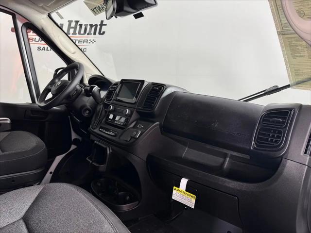 2025 Ram ProMaster 2500 Cargo Van Tradesman Low Roof 136" WB w/Pass Seat
