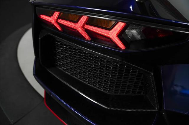 2017 Lamborghini Aventador LP700-4