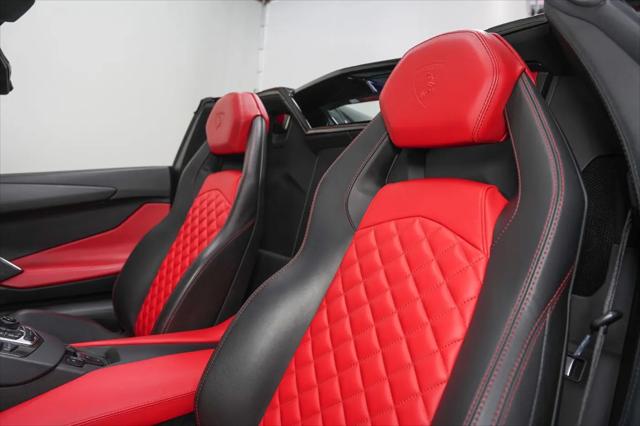 2017 Lamborghini Aventador LP700-4