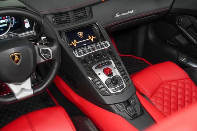 2017 Lamborghini Aventador LP700-4