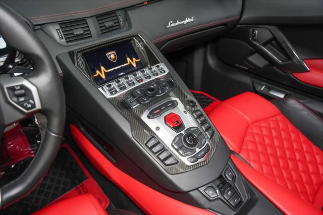 2017 Lamborghini Aventador LP700-4