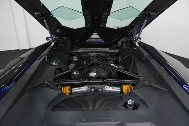 2017 Lamborghini Aventador LP700-4