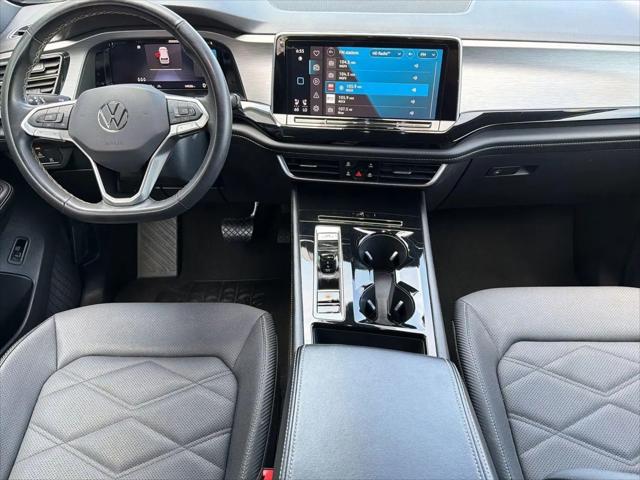 2024 Volkswagen Atlas Cross Sport 2.0T SE w/Technology