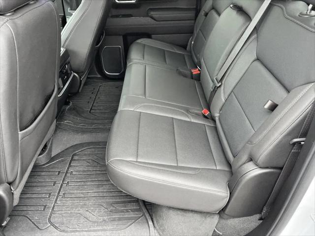 2024 GMC Sierra 1500 4WD Crew Cab Short Box SLT