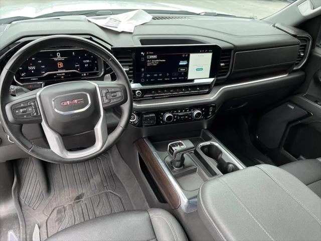 2024 GMC Sierra 1500 4WD Crew Cab Short Box SLT