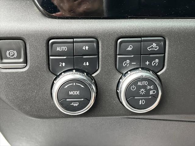 2024 GMC Sierra 1500 4WD Crew Cab Short Box SLT