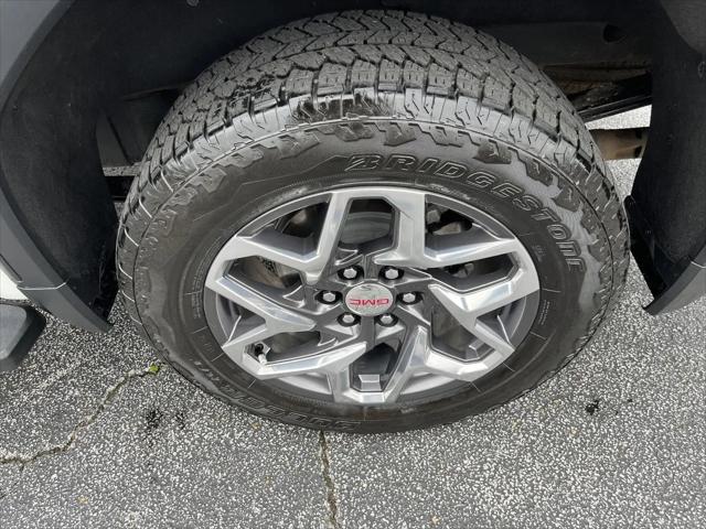 2024 GMC Sierra 1500 4WD Crew Cab Short Box SLT