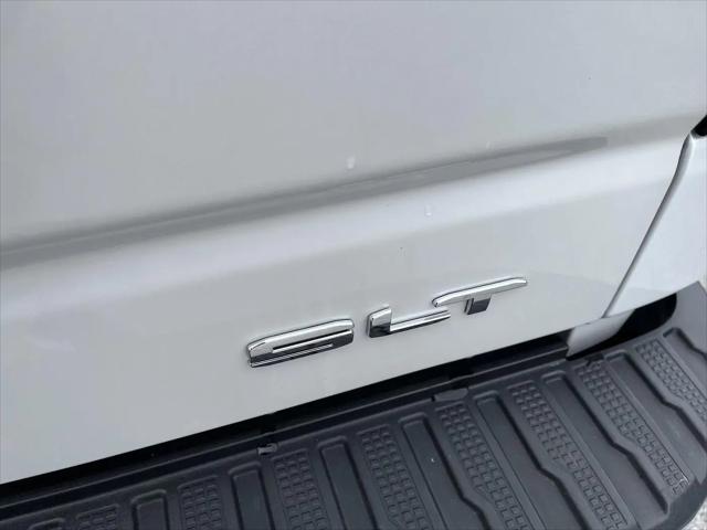 2024 GMC Sierra 1500 4WD Crew Cab Short Box SLT