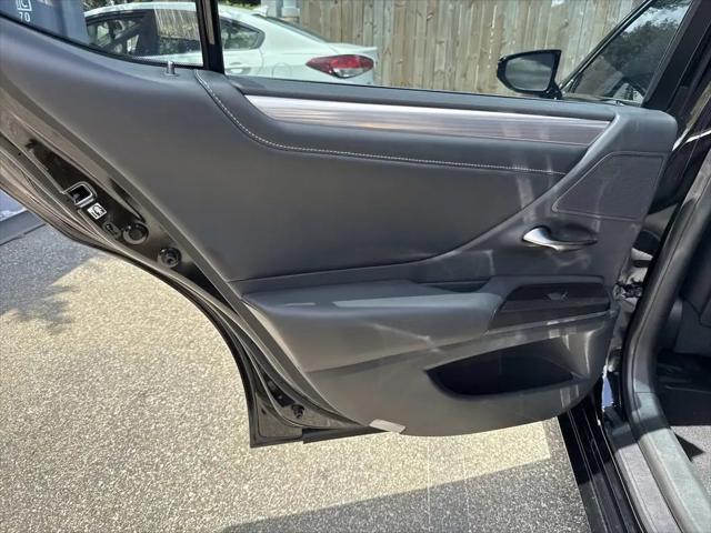 2019 Lexus ES 350 F SPORT