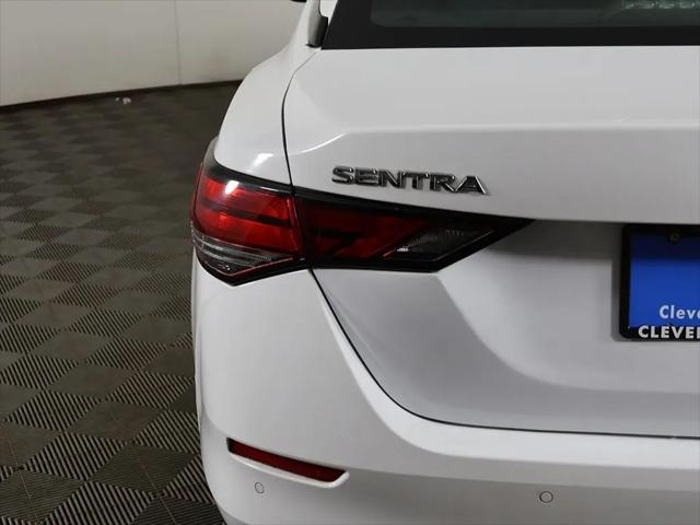 2022 Nissan Sentra SV Xtronic CVT