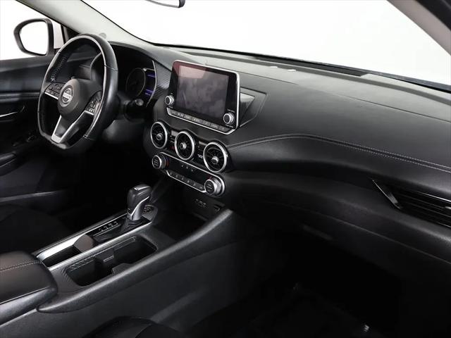 2022 Nissan Sentra SV Xtronic CVT