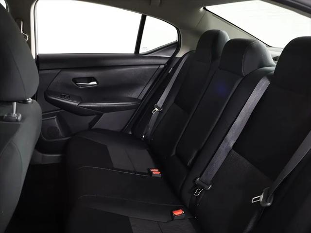 2022 Nissan Sentra SV Xtronic CVT