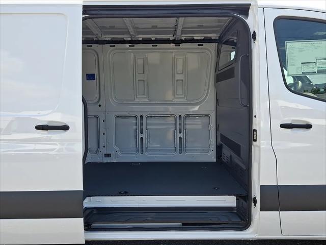 2026 Mercedes-Benz Sprinter 2500 Standard Roof 4-Cyl Diesel