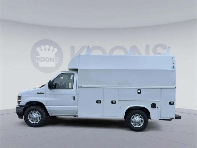 2026 Ford E-350 Cutaway E-Series Cutaway