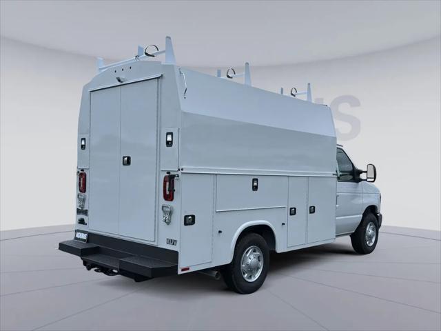 2026 Ford E-350 Cutaway E-Series Cutaway