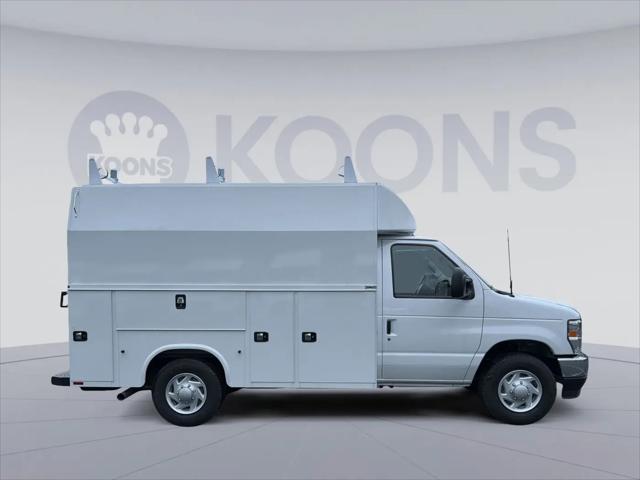2026 Ford E-350 Cutaway E-Series Cutaway