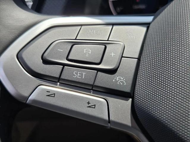 2026 Volkswagen Atlas Cross Sport SEL Premium R-Line