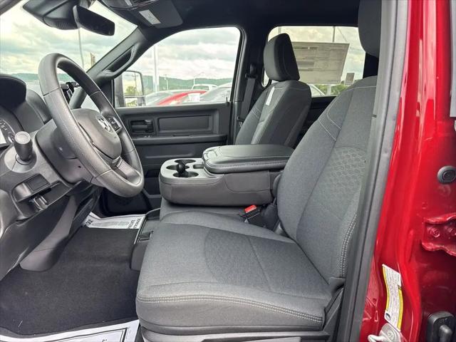 2026 Ram 3500 Tradesman Crew Cab 4x4 8' Box