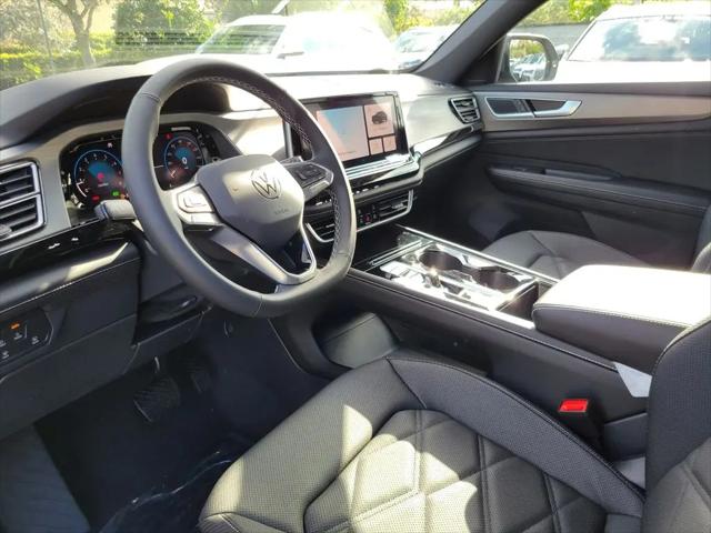 2026 Volkswagen Atlas Cross Sport SE with Technology