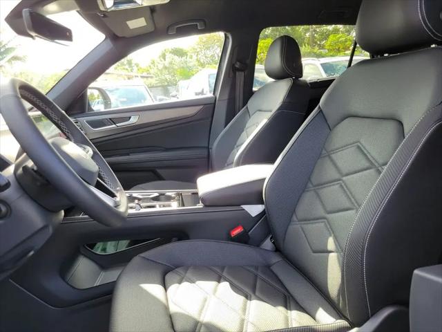 2026 Volkswagen Atlas Cross Sport SE with Technology
