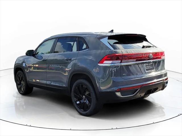 2026 Volkswagen Atlas Cross Sport SE with Technology