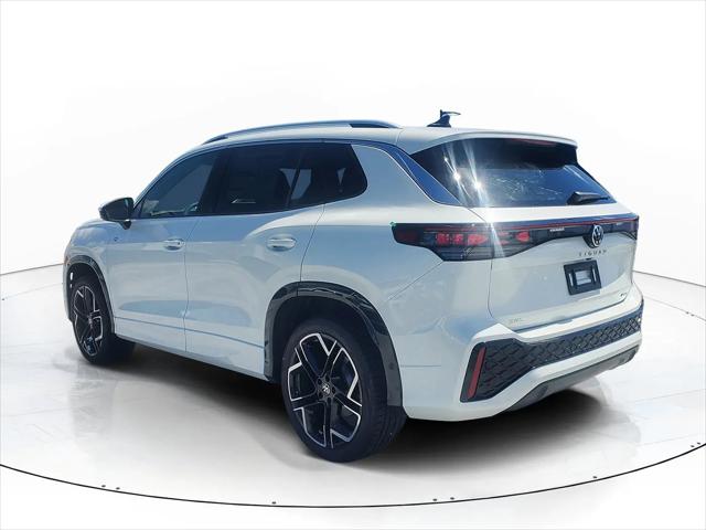 2026 Volkswagen Tiguan SEL R-Line Turbo