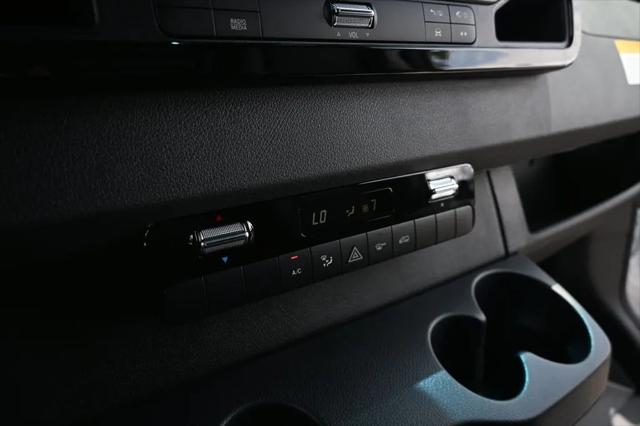 2026 Mercedes-Benz Sprinter 4500 High Roof 4-Cyl Diesel HO