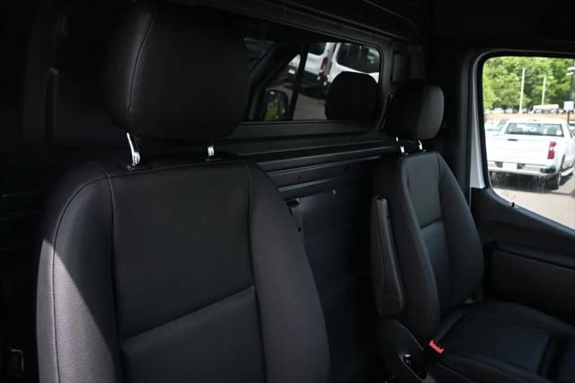 2026 Mercedes-Benz Sprinter 4500 High Roof 4-Cyl Diesel HO