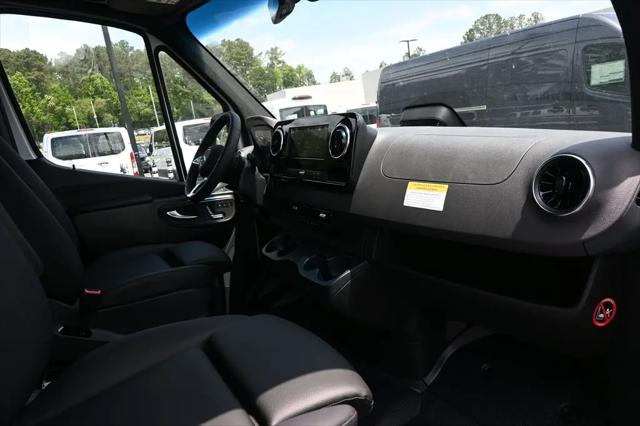 2026 Mercedes-Benz Sprinter 4500 High Roof 4-Cyl Diesel HO