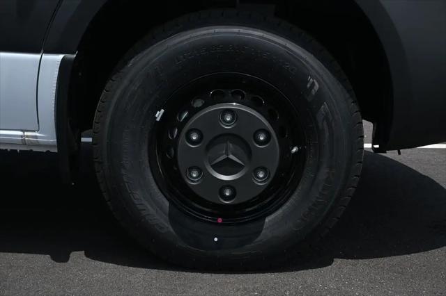 2026 Mercedes-Benz Sprinter 4500 High Roof 4-Cyl Diesel HO