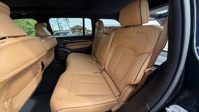 2022 Jeep Grand Cherokee Summit 4x4