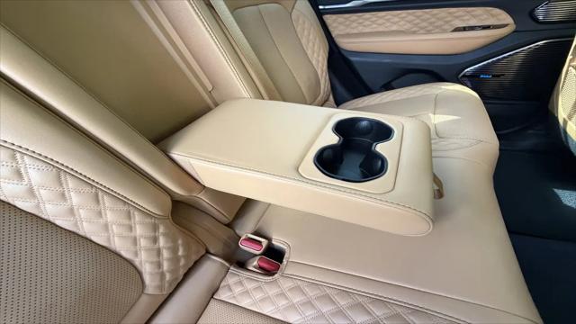 2022 Jeep Grand Cherokee Summit 4x4